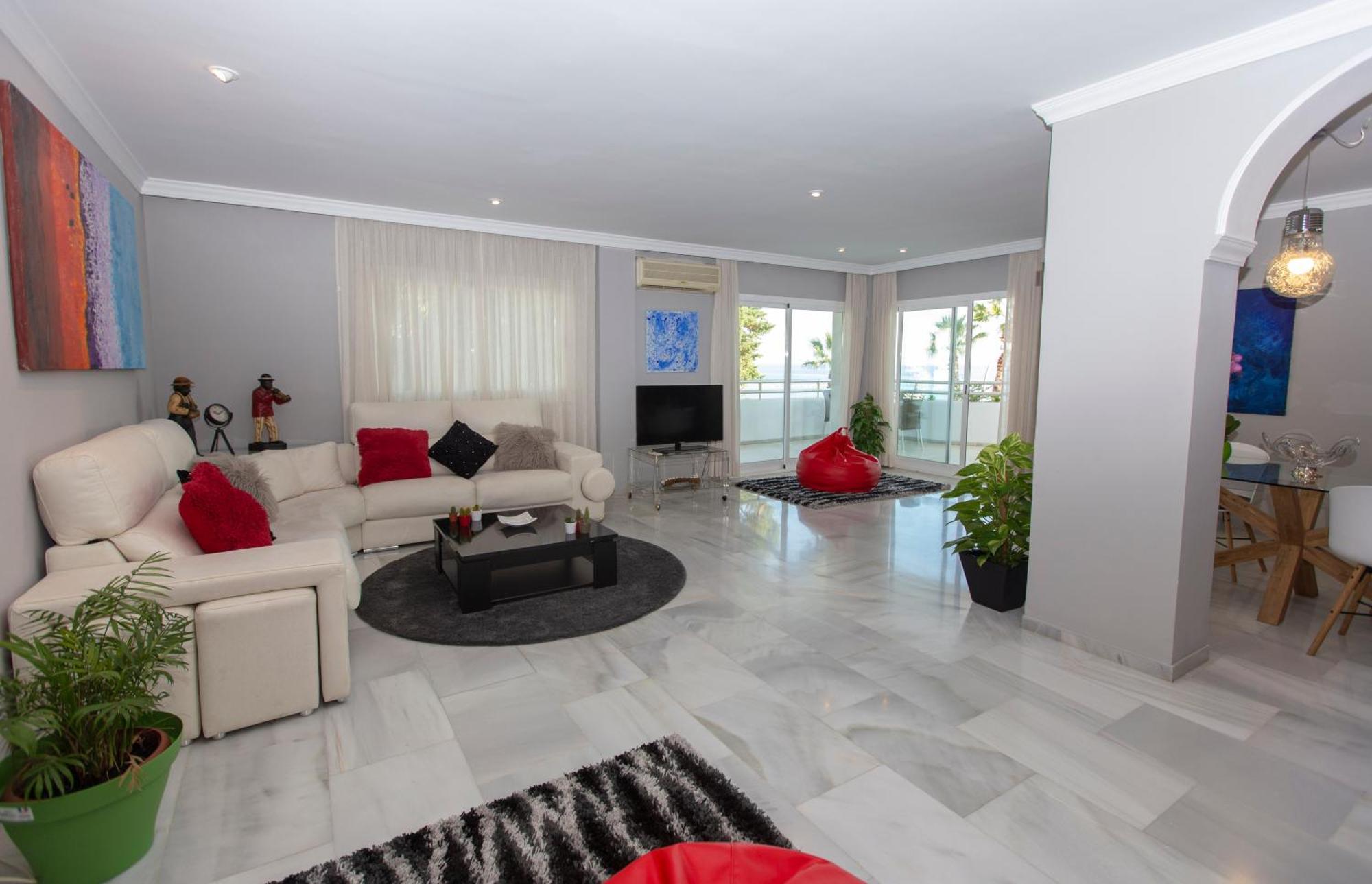 Villa Venecia, Apartamento De Lujo En 1º Linea De Playa + Parking Málaga Extérieur photo