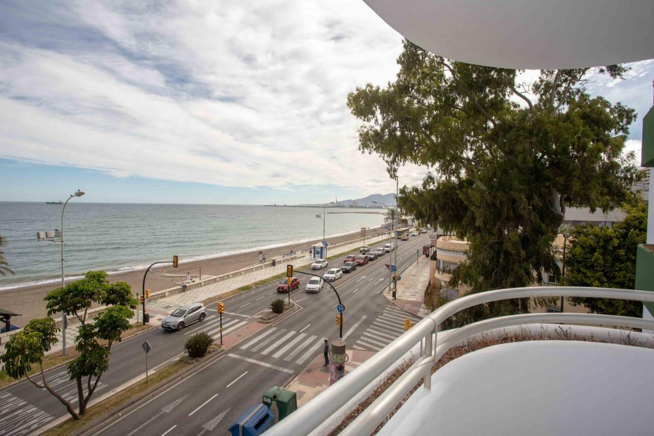 Villa Venecia, Apartamento De Lujo En 1º Linea De Playa + Parking Málaga Extérieur photo